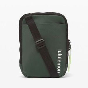 Lululemon Easy Access Cross Body Bag